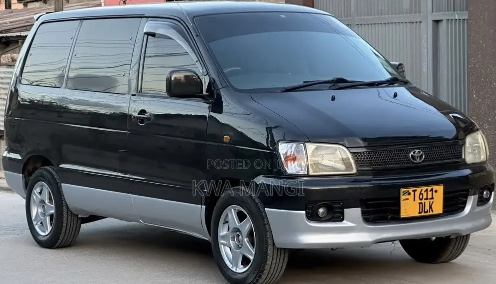 Toyota Noah 2001 Black