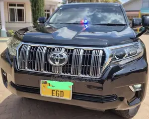 Toyota Land Cruiser Prado 2021 Black
