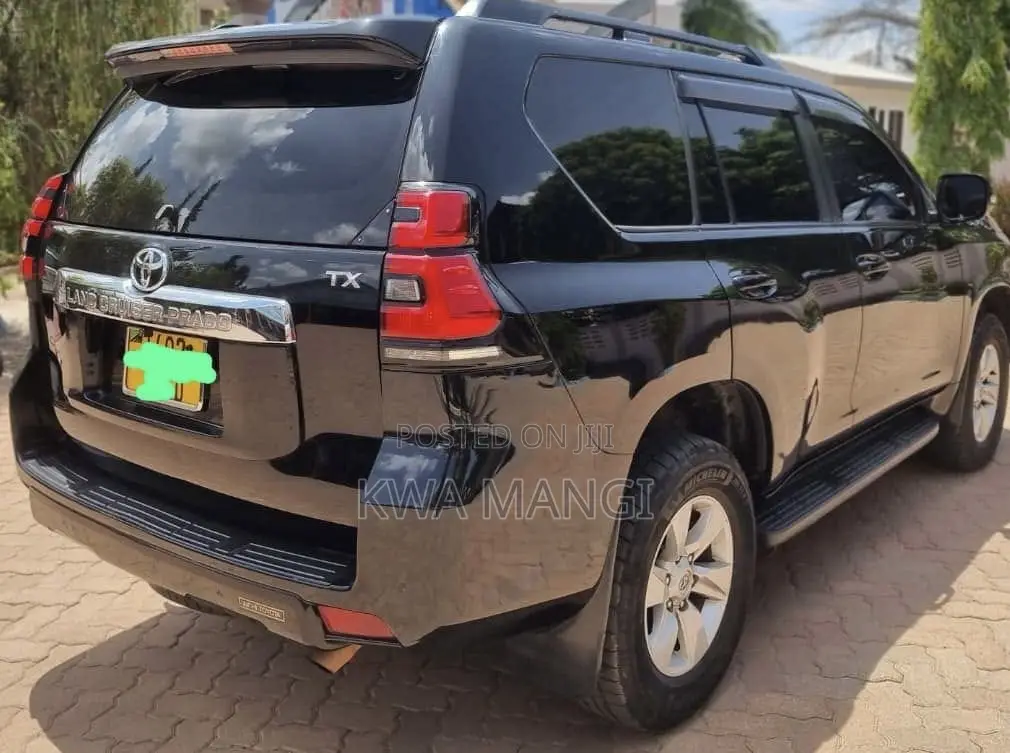 Toyota Land Cruiser Prado 2021 Black