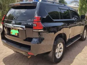 Toyota Land Cruiser Prado 2021 Black