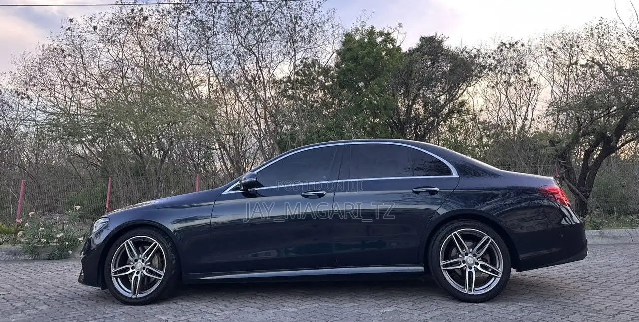 Mercedes-Benz C-Class 2017 Black