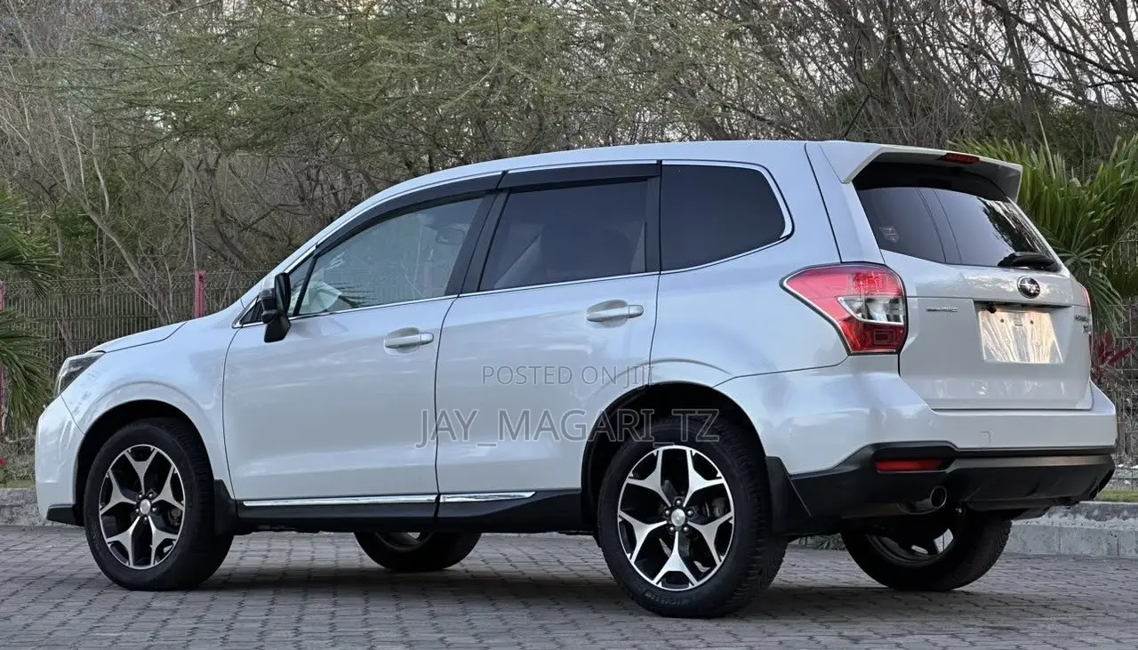 Subaru Forester 2015 White