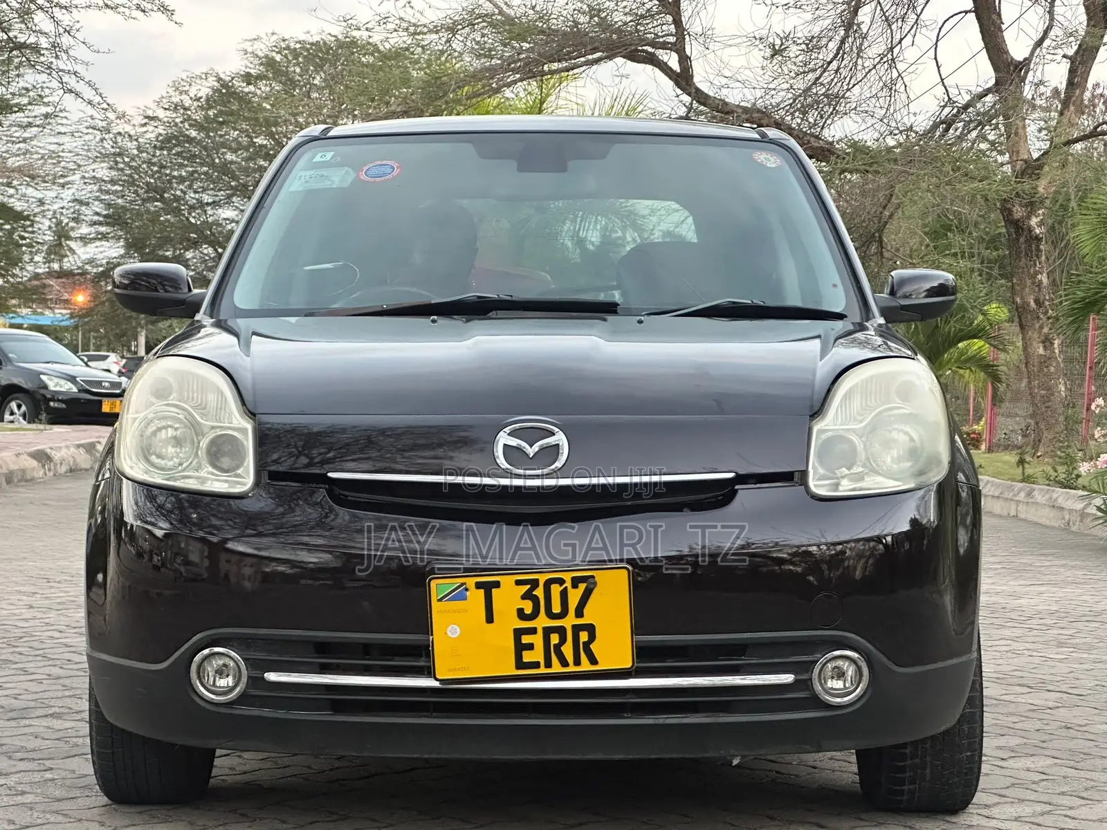 Mazda Verisa 2008 Maroon