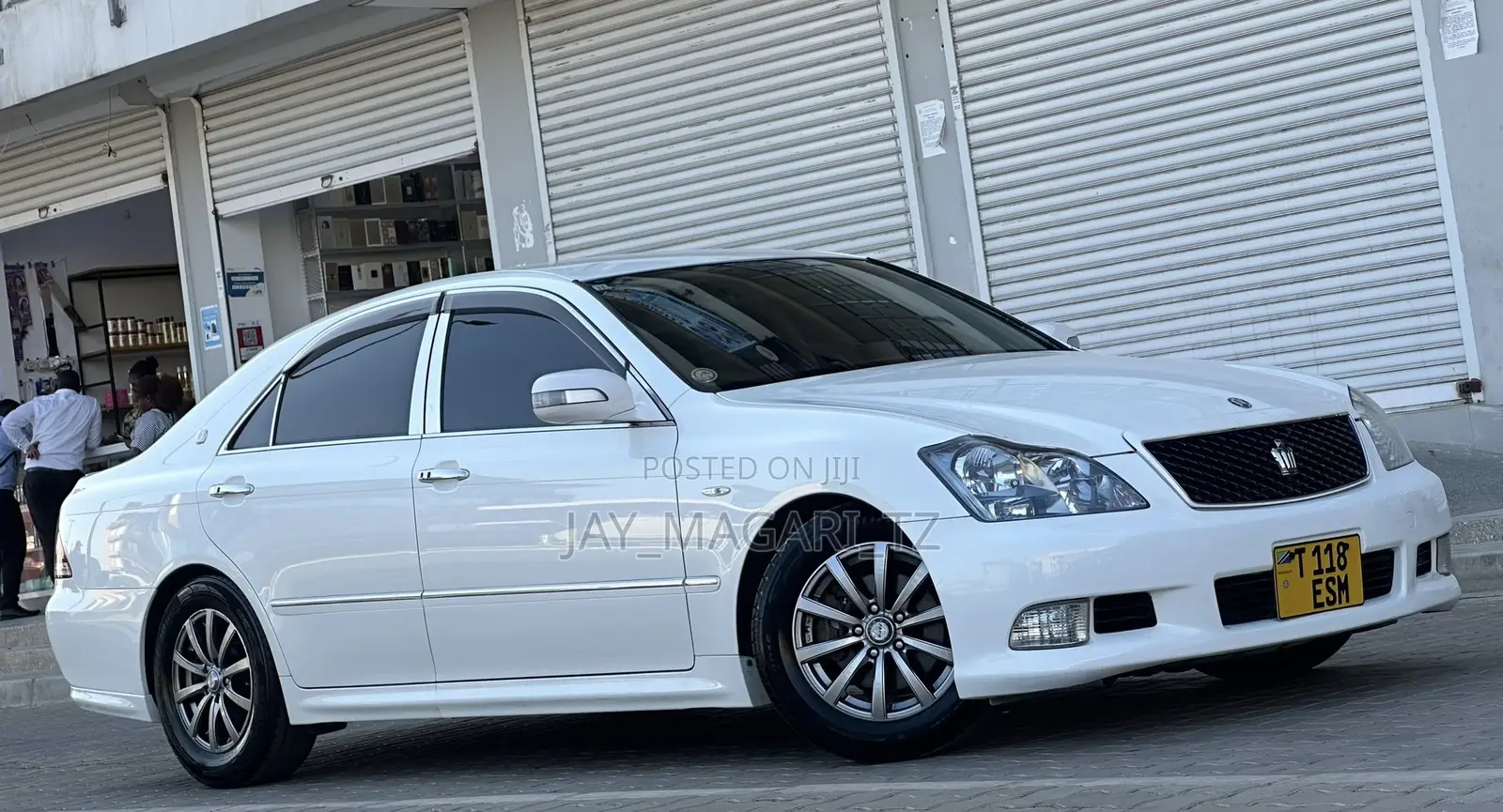 Toyota Crown 2006 White