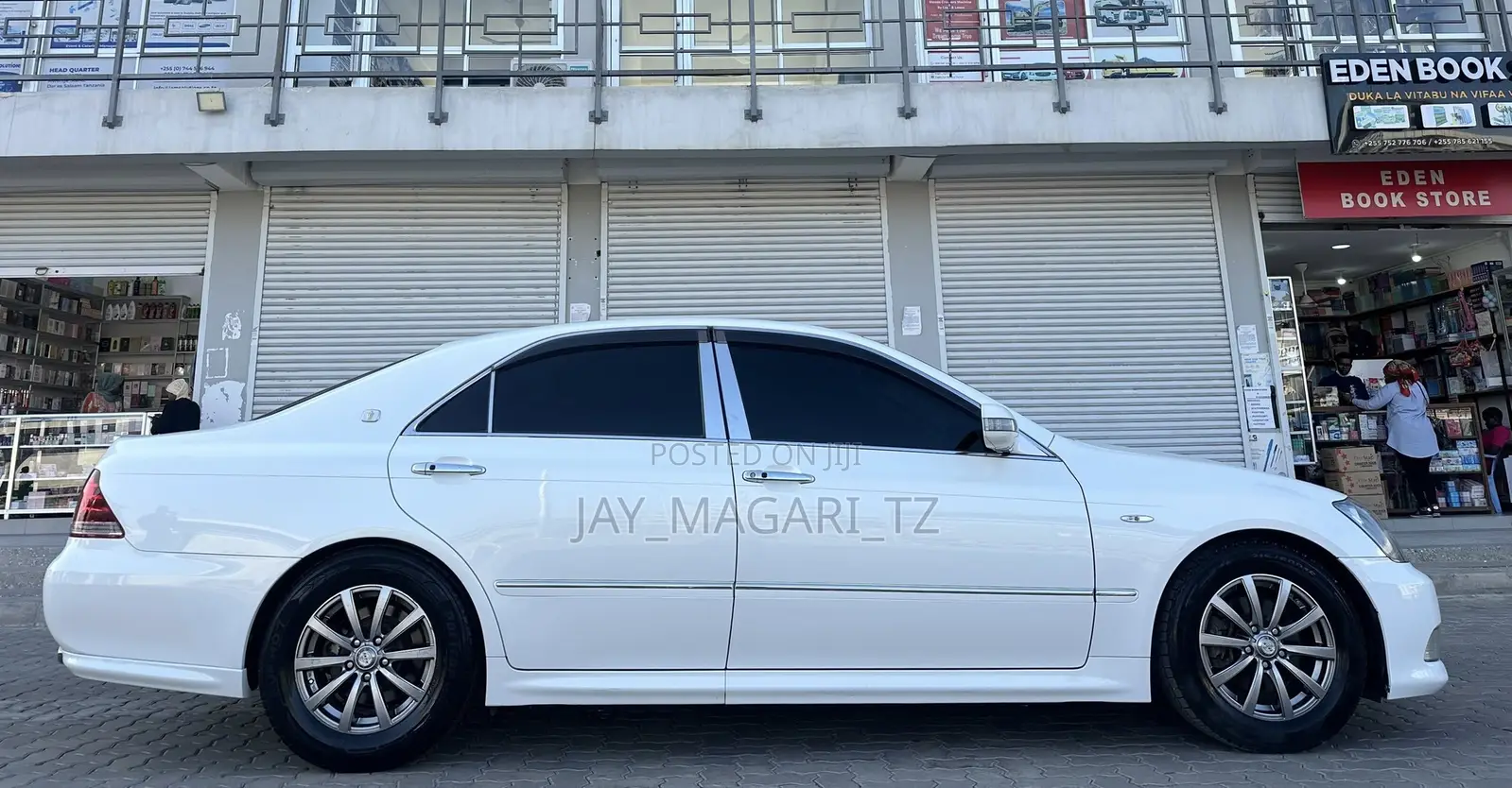Toyota Crown 2006 White