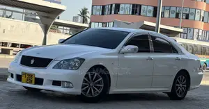 Toyota Crown 2006 White