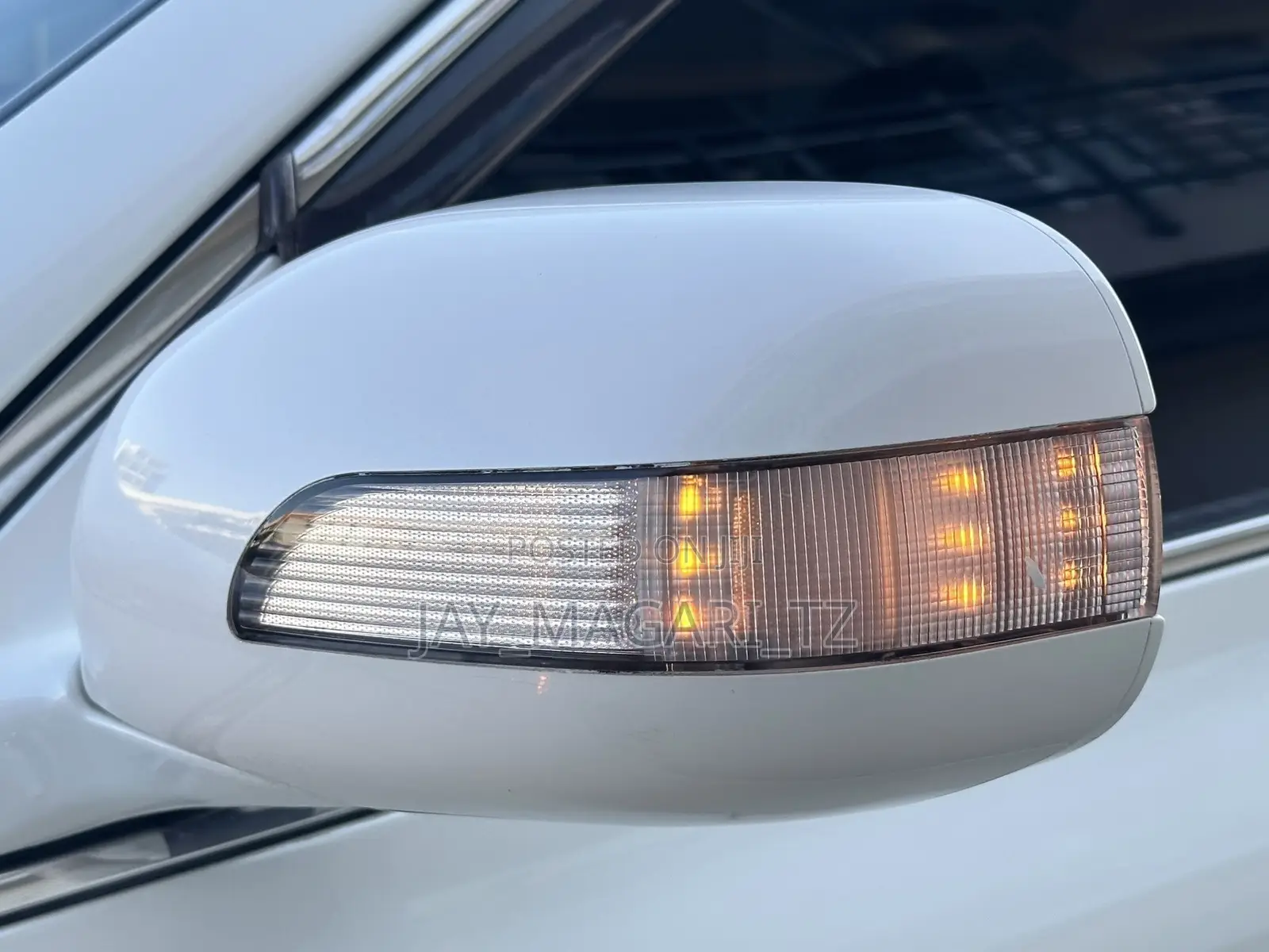 Toyota Crown 2006 White