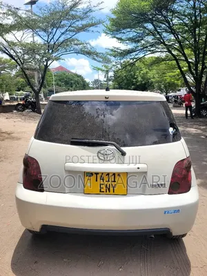 Toyota IST 2005 Pearl