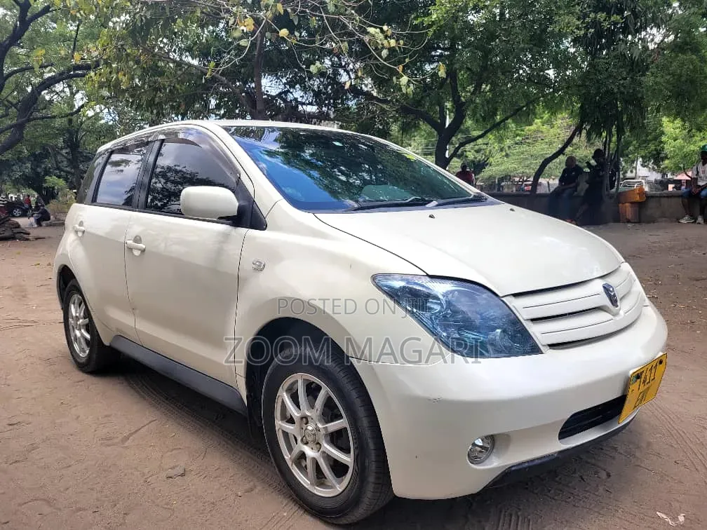 Toyota IST 2005 Pearl