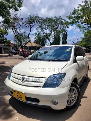 Toyota IST 2005 Pearl