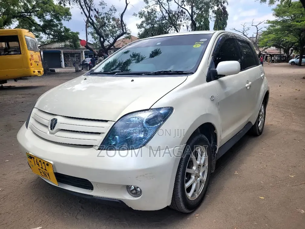 Toyota IST 2005 Pearl