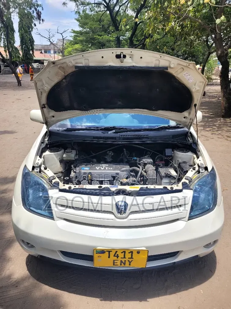 Toyota IST 2005 Pearl