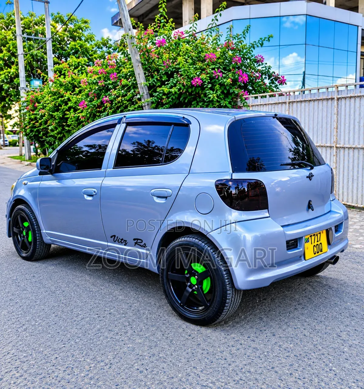 Toyota Vitz 2002 Blue