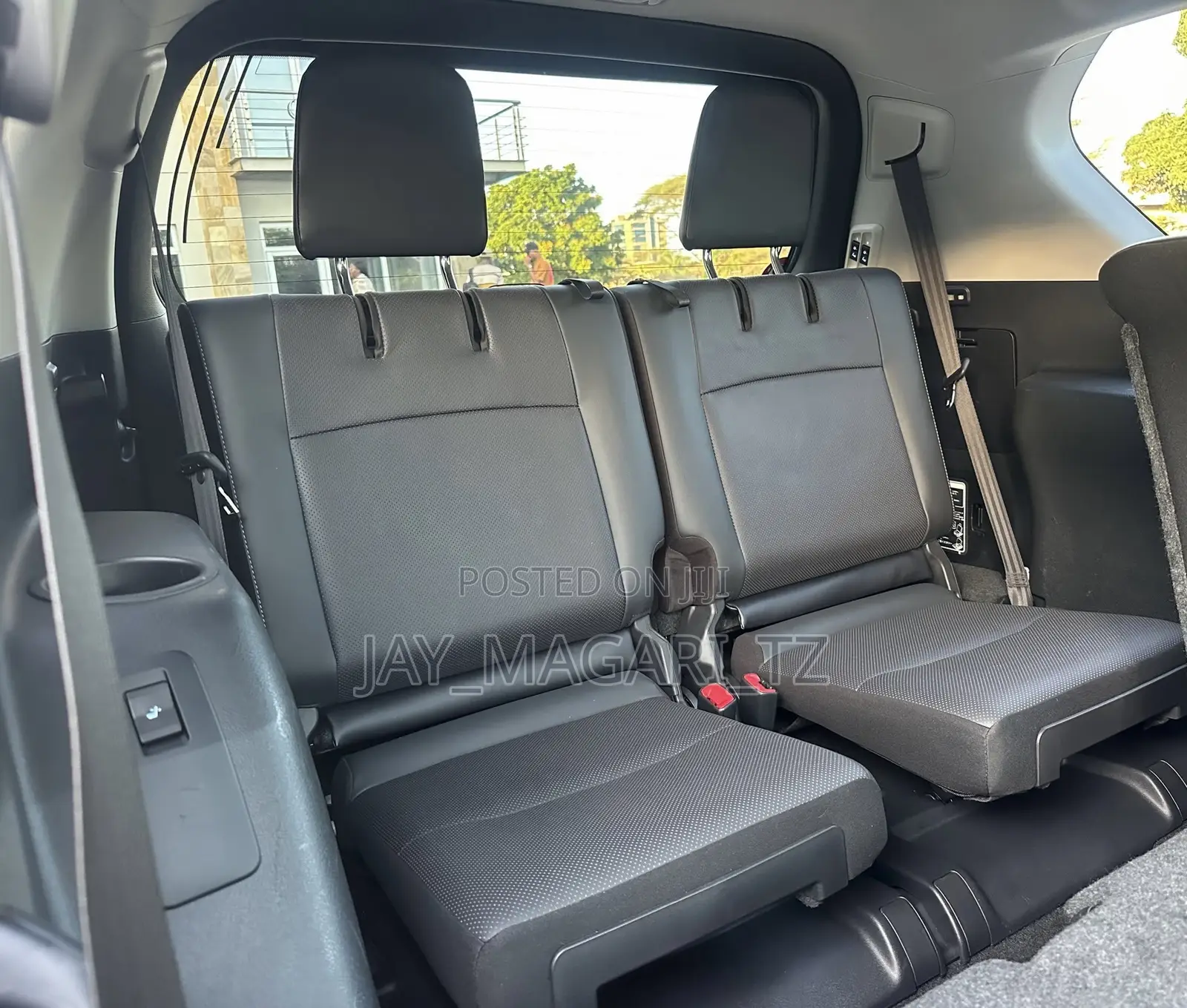 Toyota Land Cruiser Prado 2023 Black