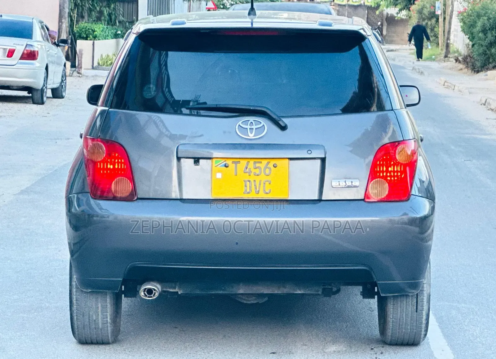 Toyota IST 2005 Gray