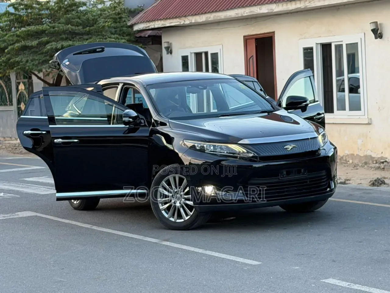 Toyota Harrier 2016 Black