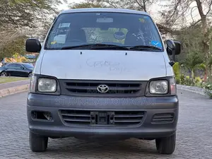 Toyota LiteAce Noah 2001 White