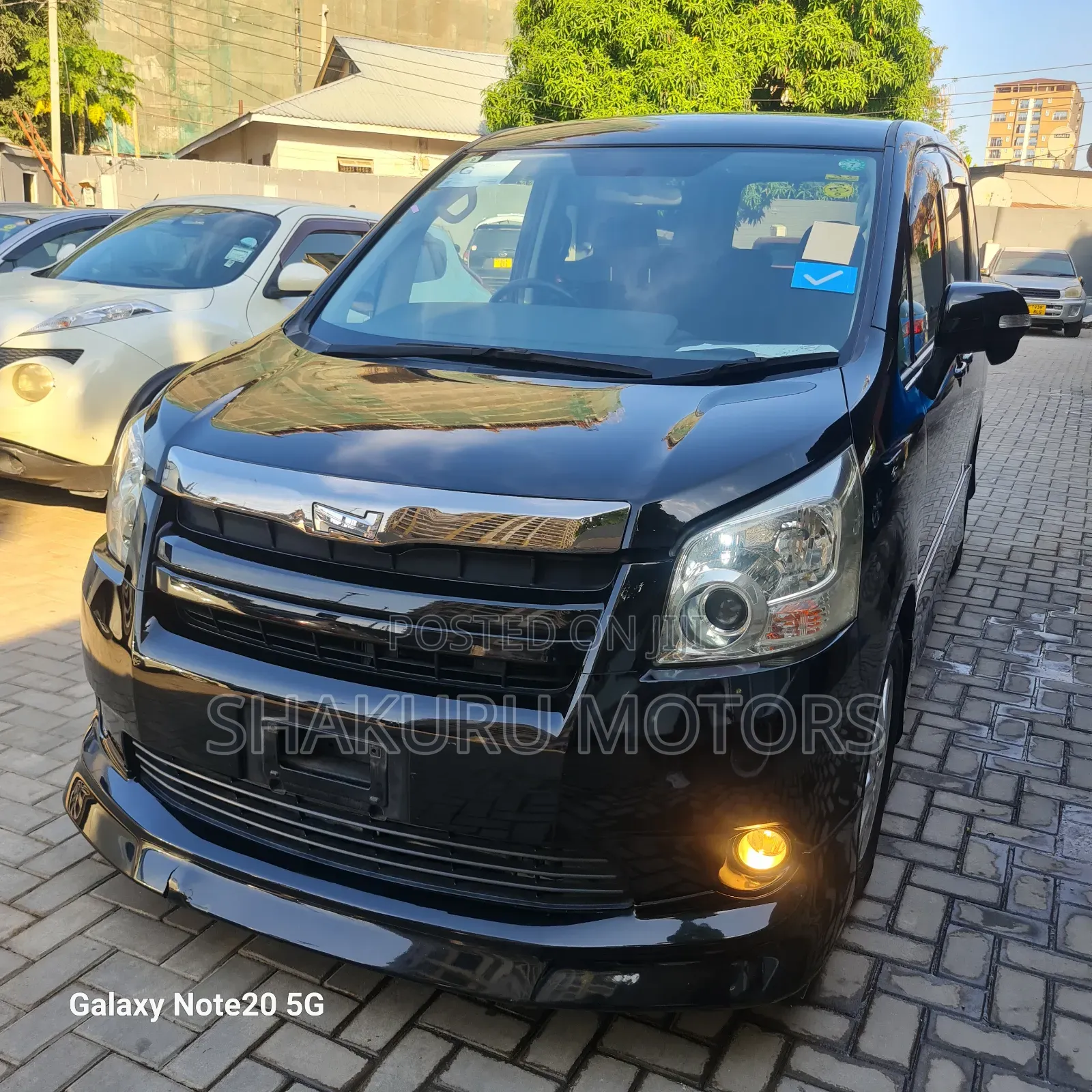 Toyota Noah 2009 Black
