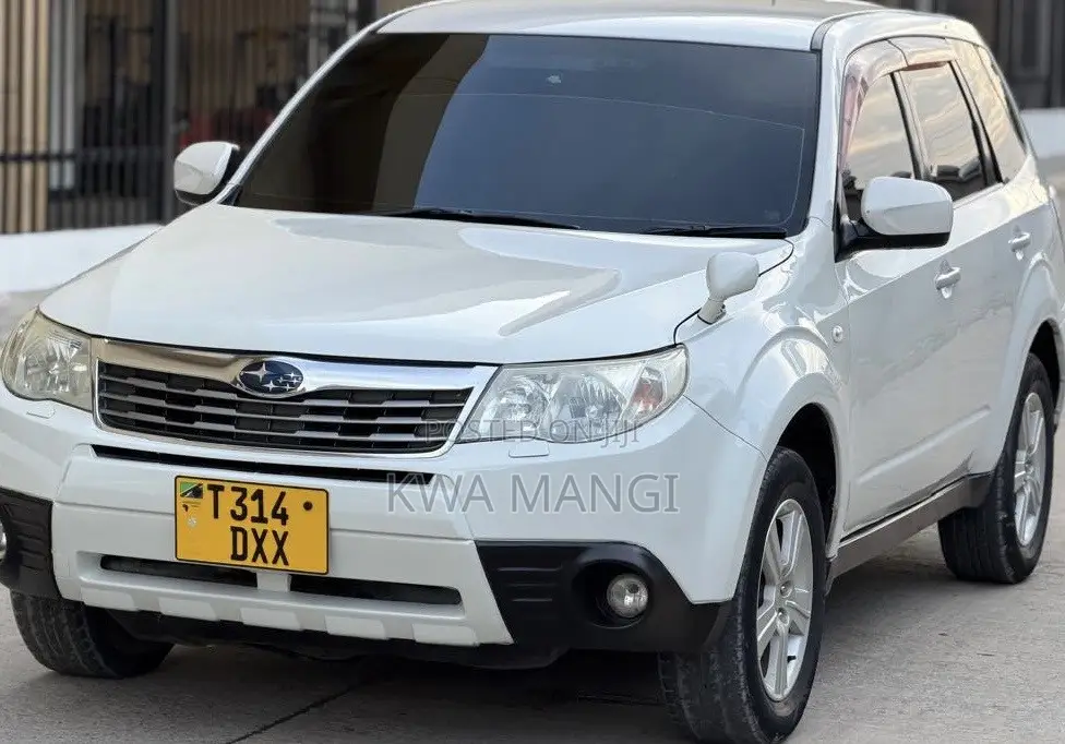 Subaru Forester 2009 White