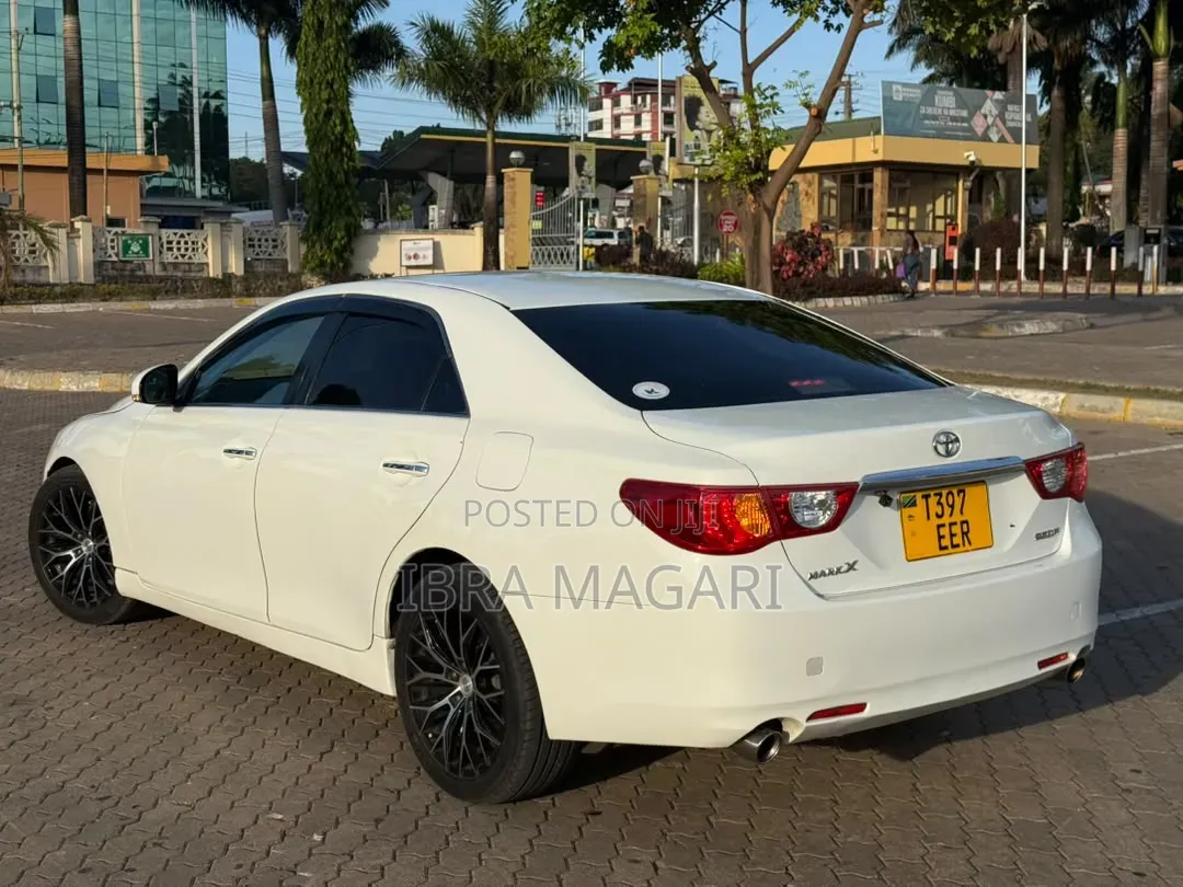 Toyota Mark X 2.5 AWD 2010 White