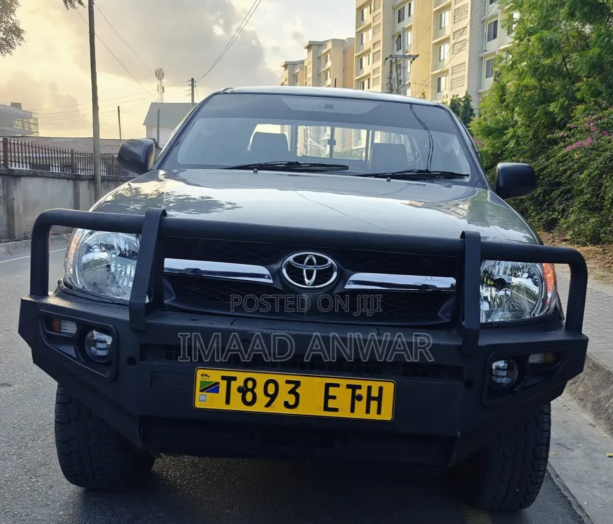Toyota Hilux 2.5 D-4D SRX 2011 Silver
