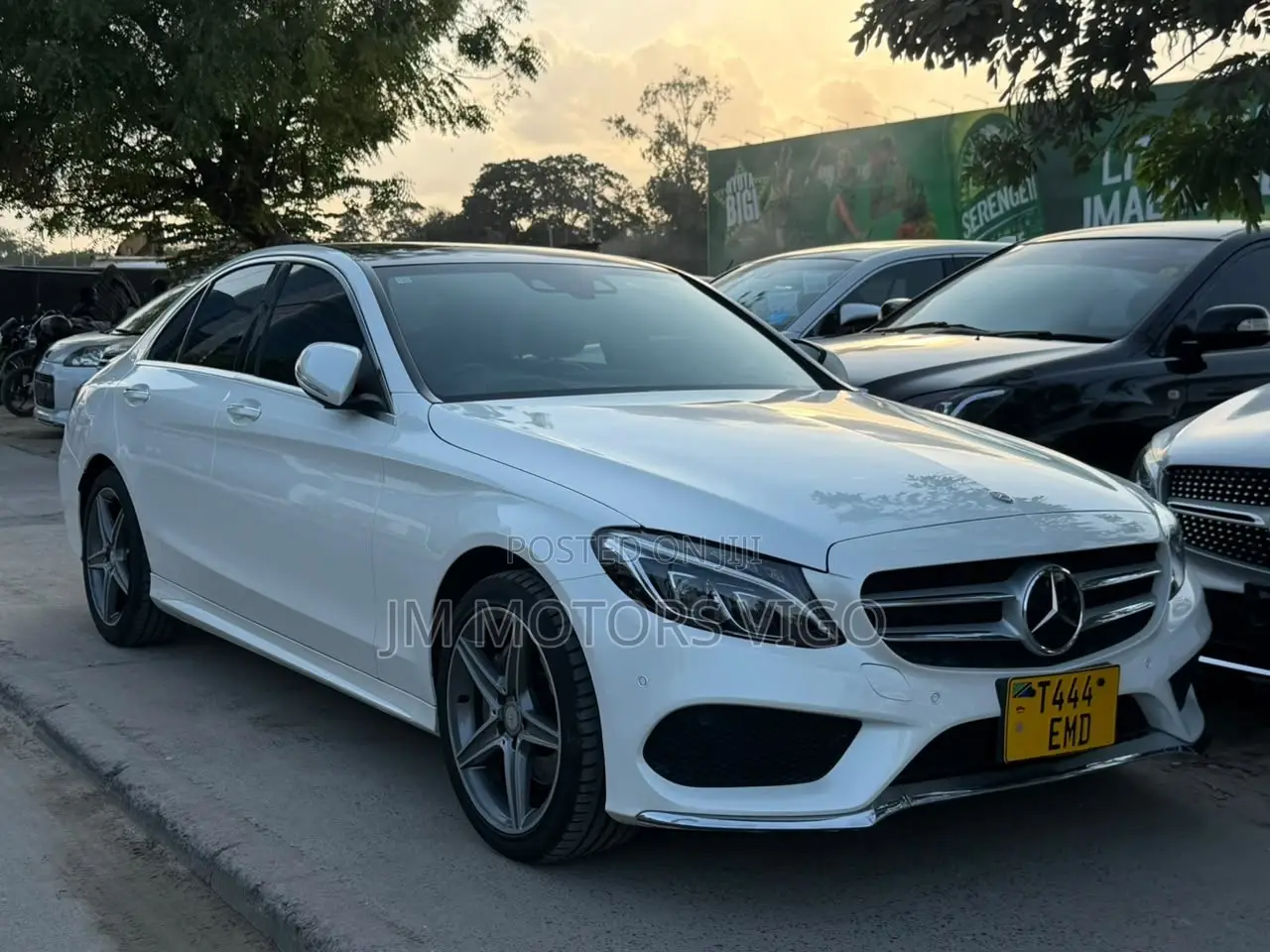Mercedes-Benz C200 2014 Pearl