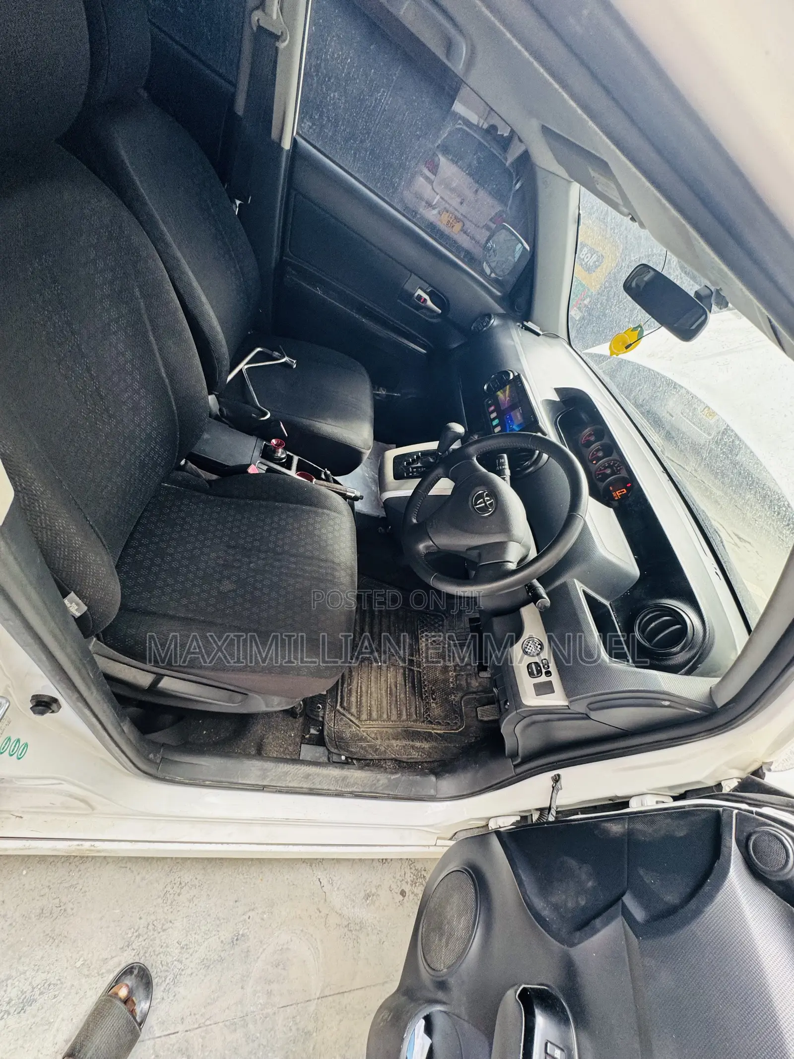 Toyota Corolla Rumion 2013 White