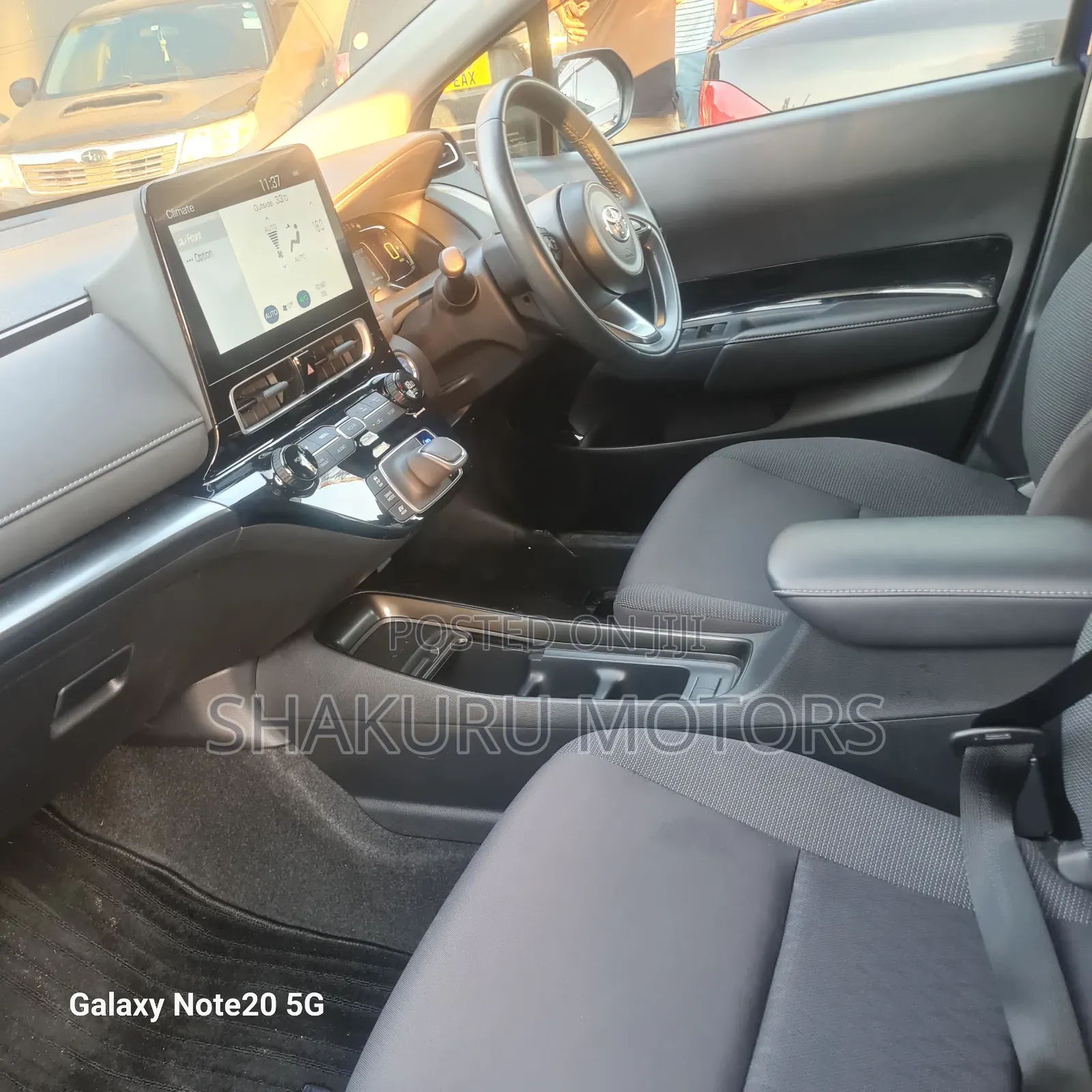 Toyota Aqua 2023 Blue