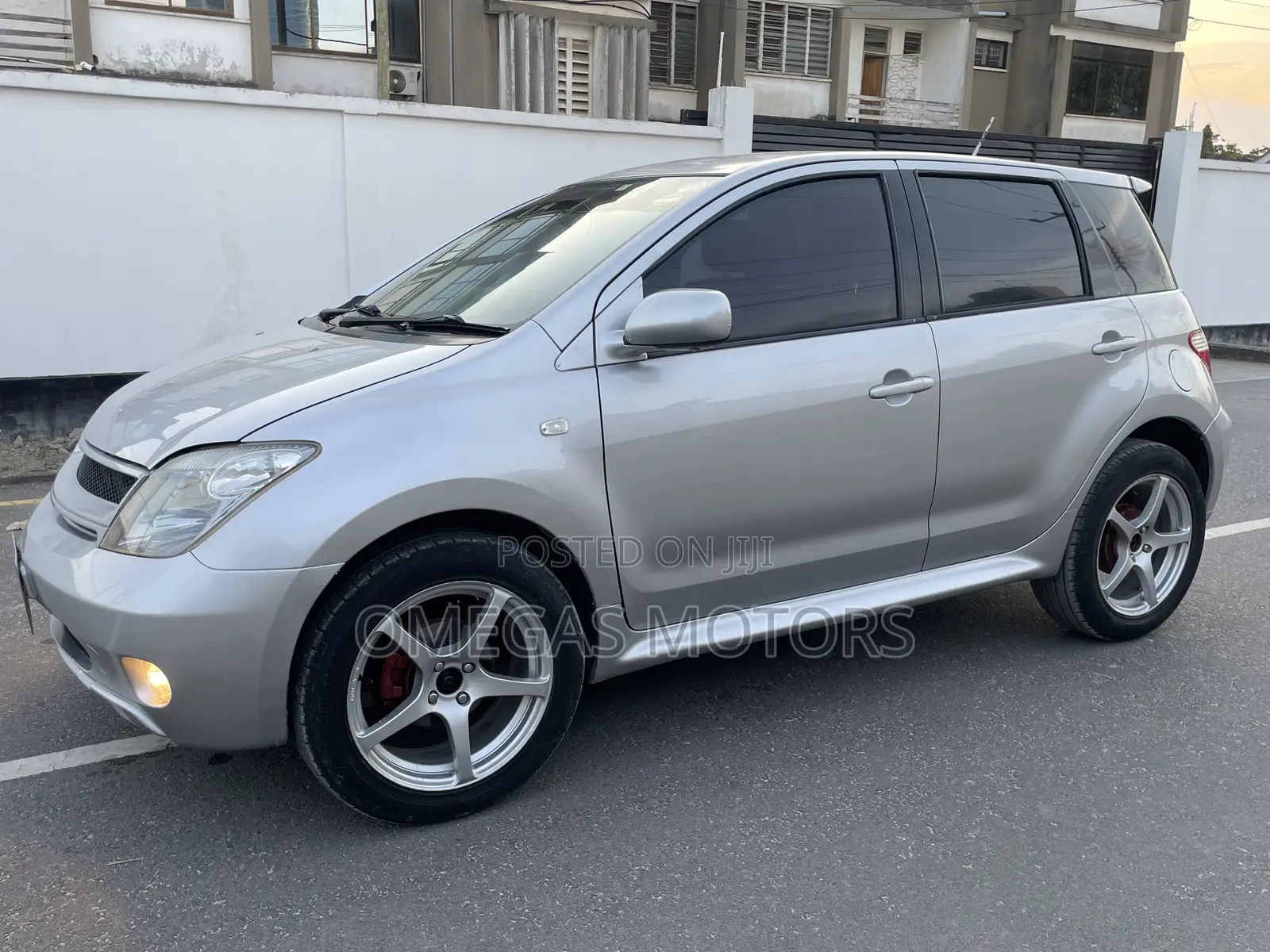 Toyota IST 2005 Silver