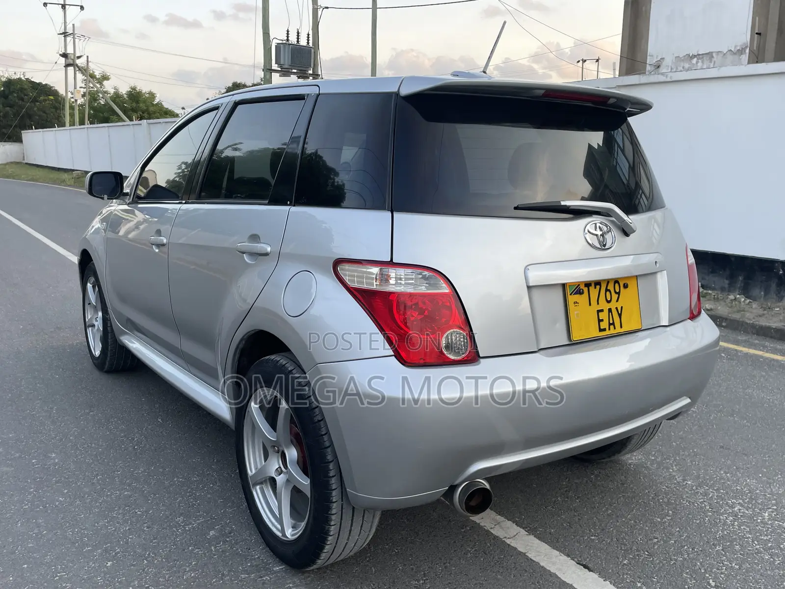 Toyota IST 2005 Silver
