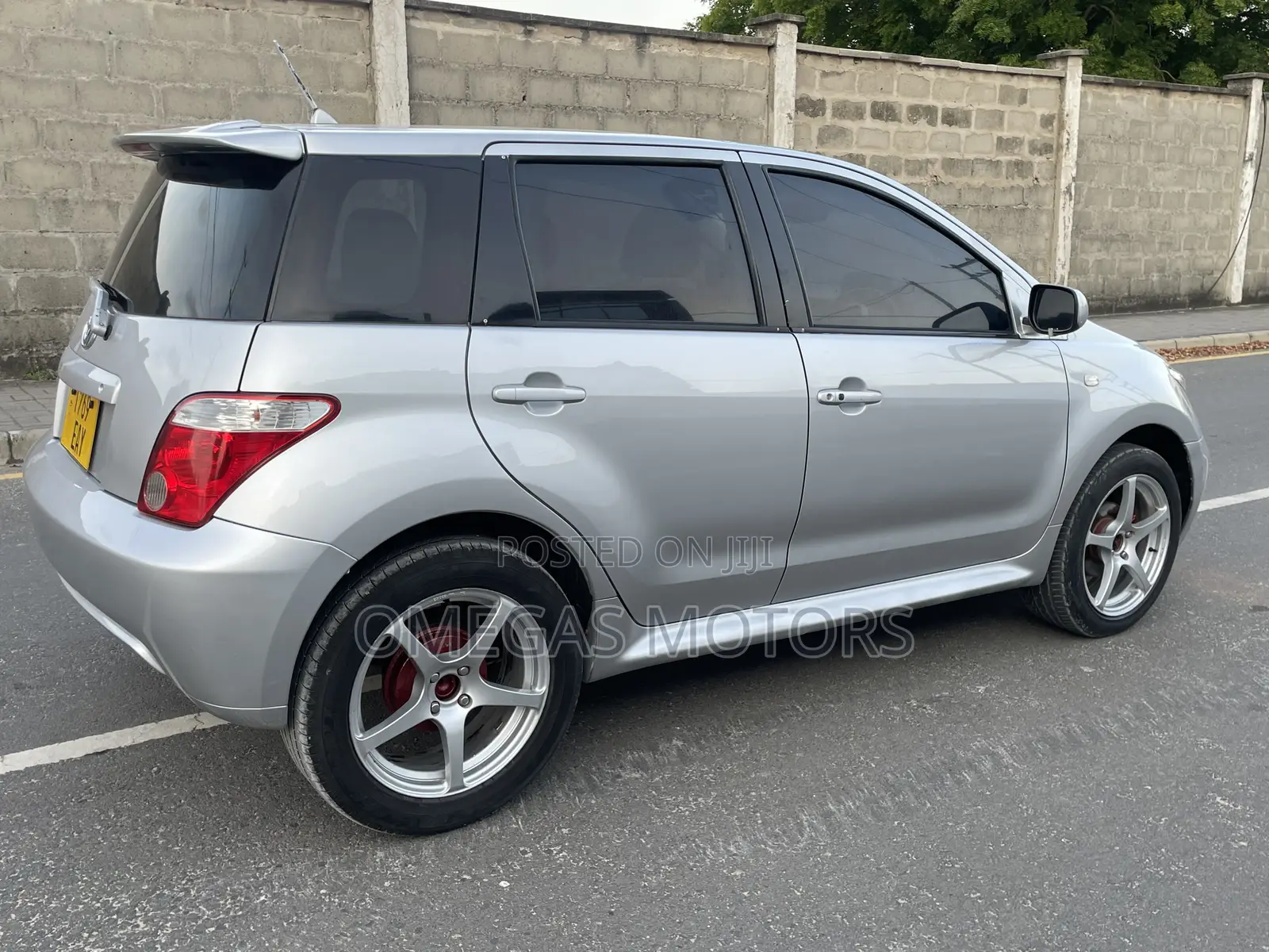 Toyota IST 2005 Silver