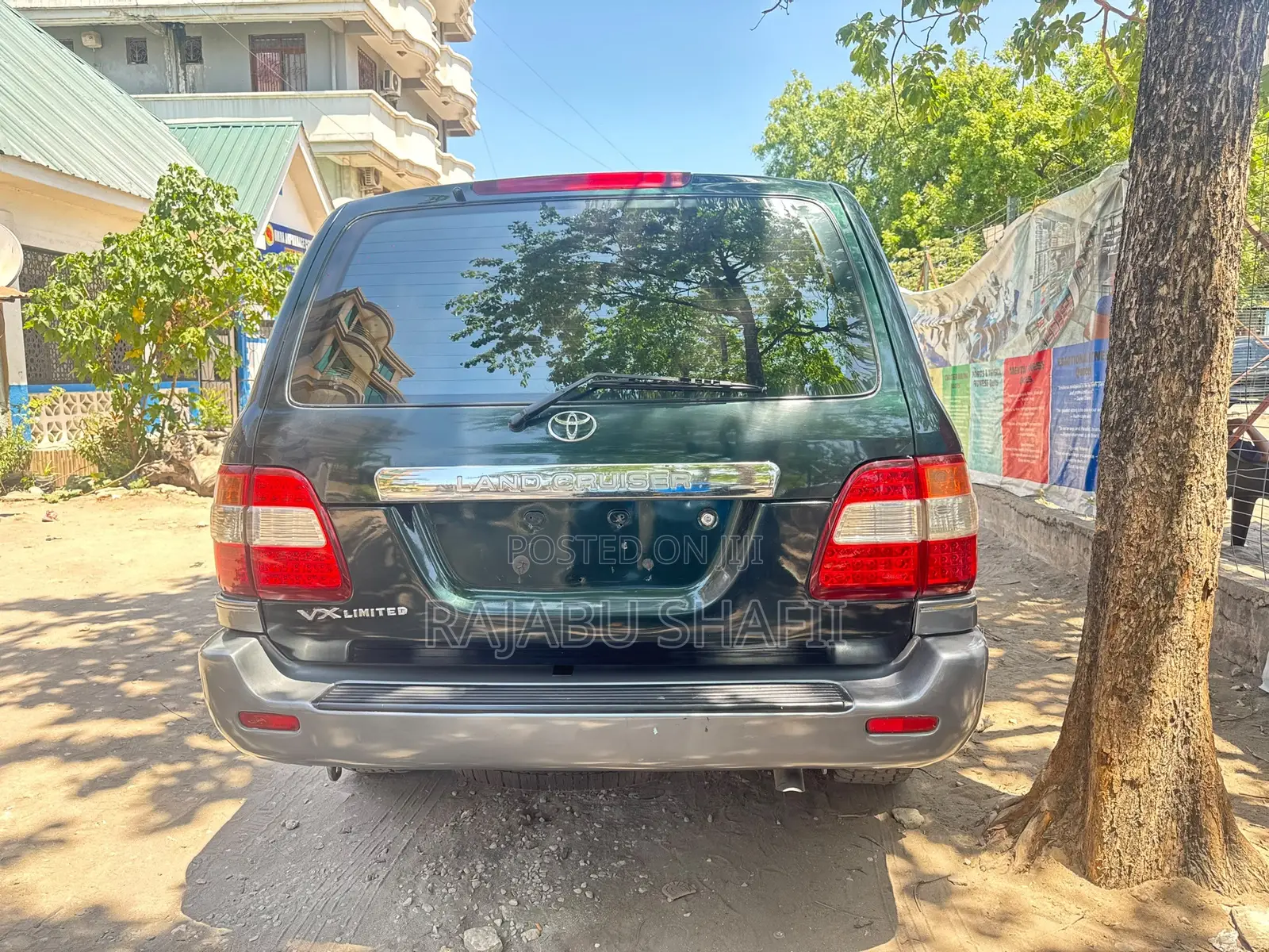 Toyota Land Cruiser HDJ 100 2003 Green
