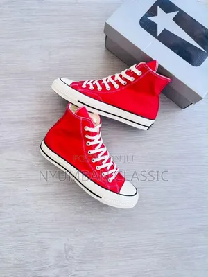 High Cat Converse All-Star Sneakers