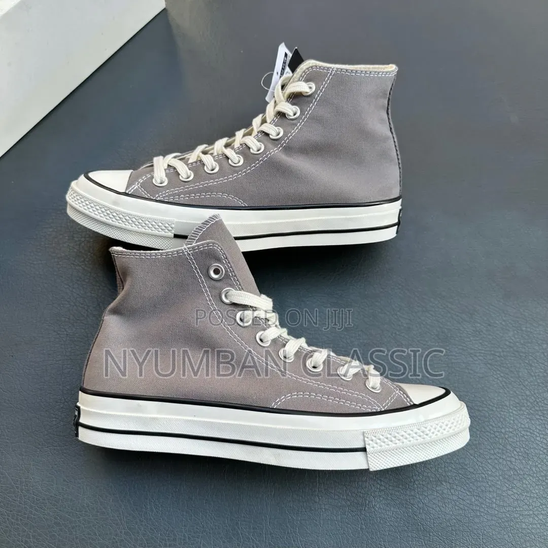 High Cat Converse All-Star Sneakers