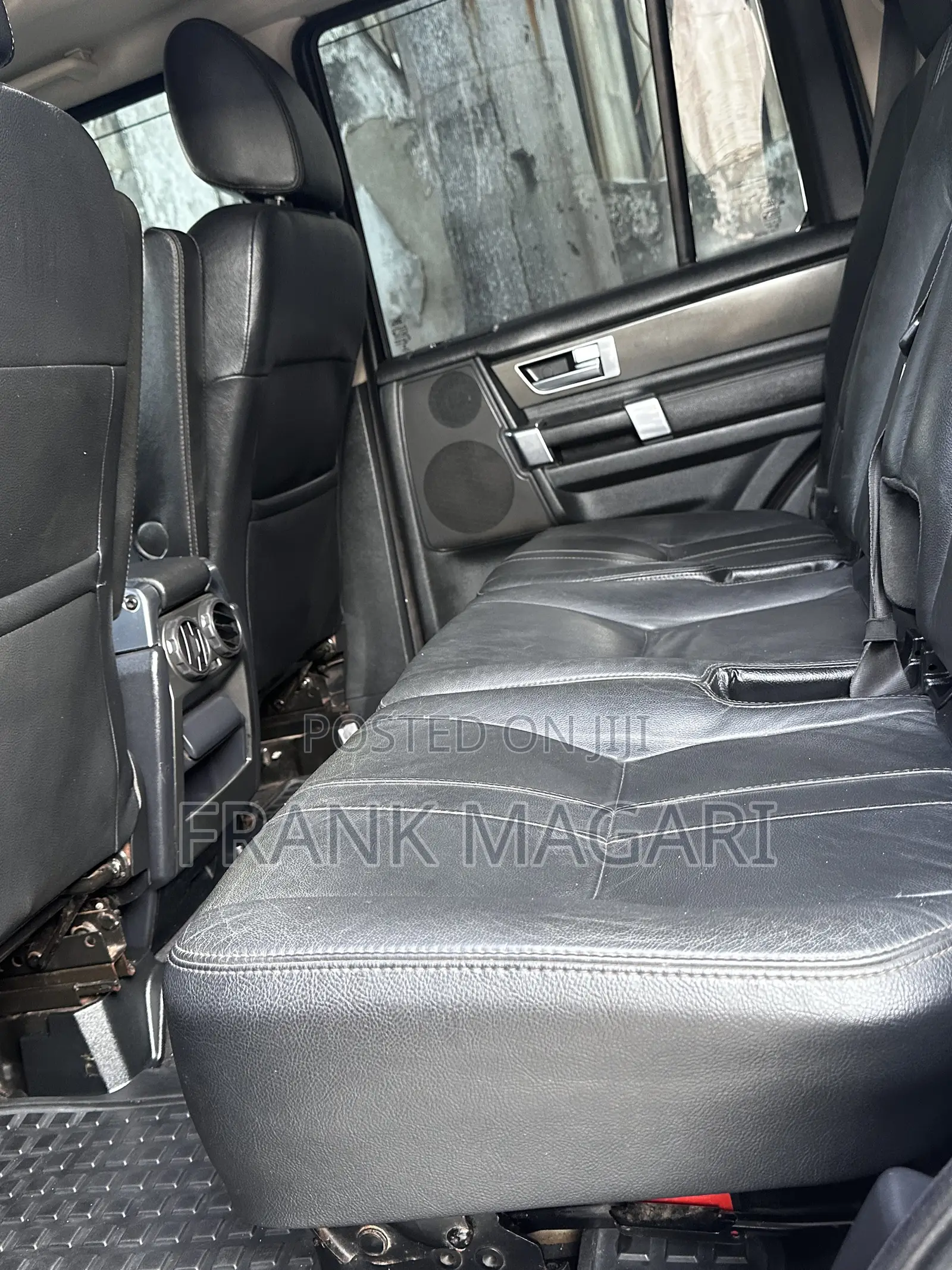 Land Rover Discovery 2012 Gray