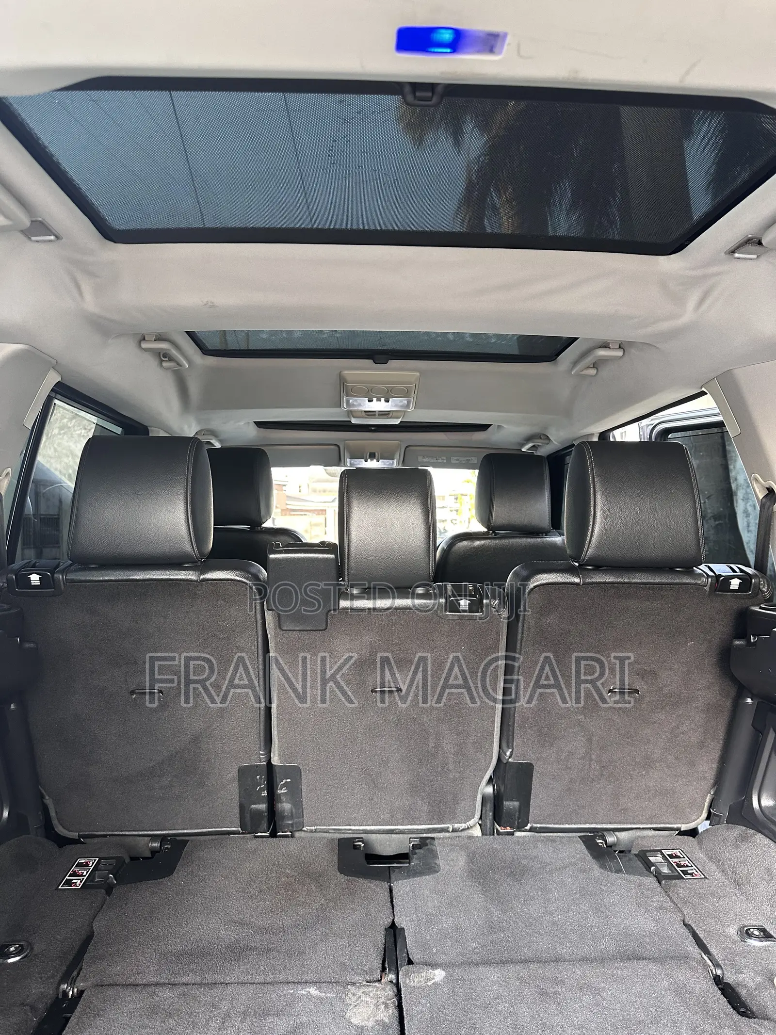Land Rover Discovery 2012 Gray