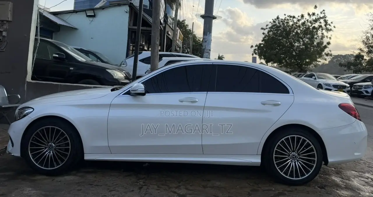 Mercedes-Benz C-Class 2016 White
