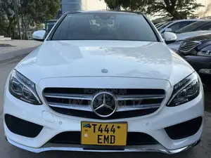 Mercedes-Benz C-Class 2016 White