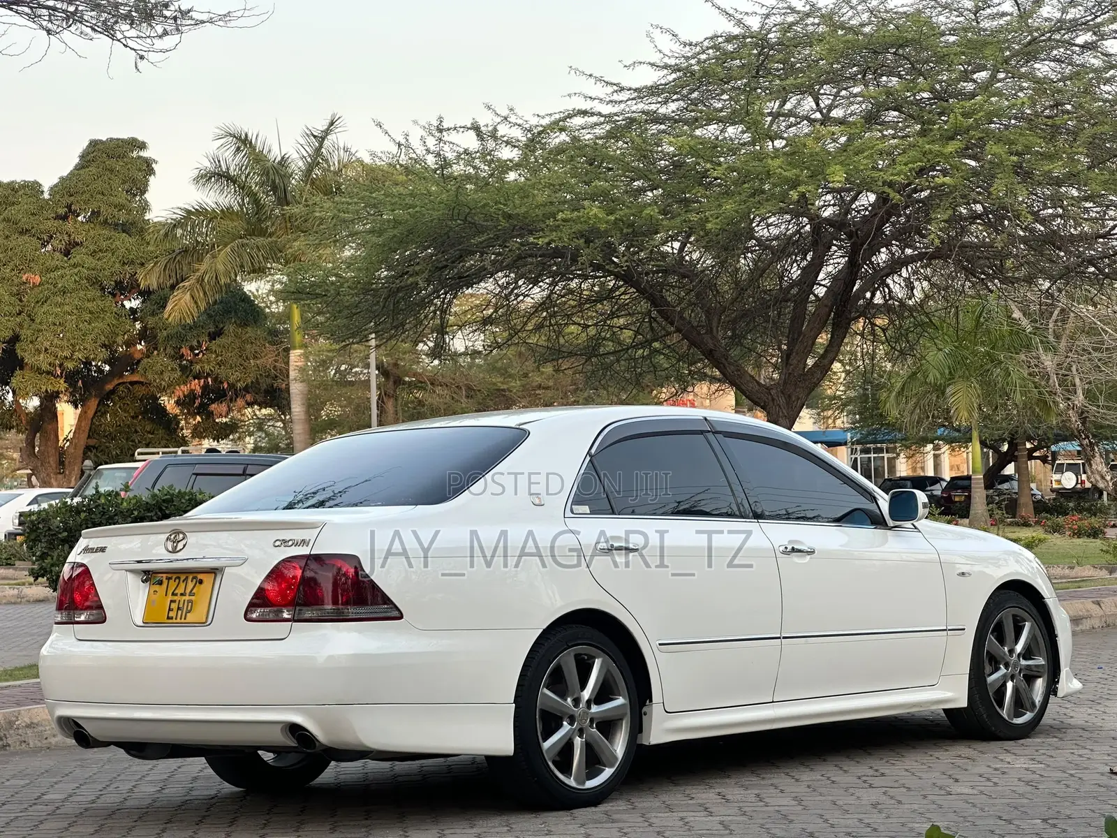 Toyota Crown 2007 White
