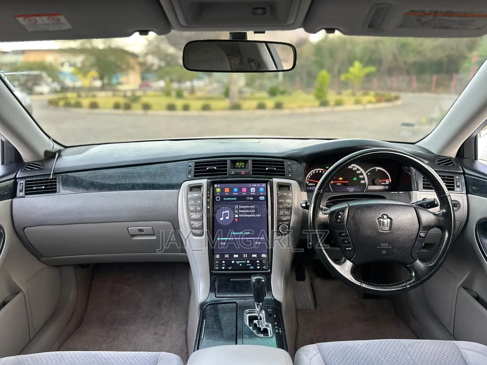 Toyota Crown 2007 White