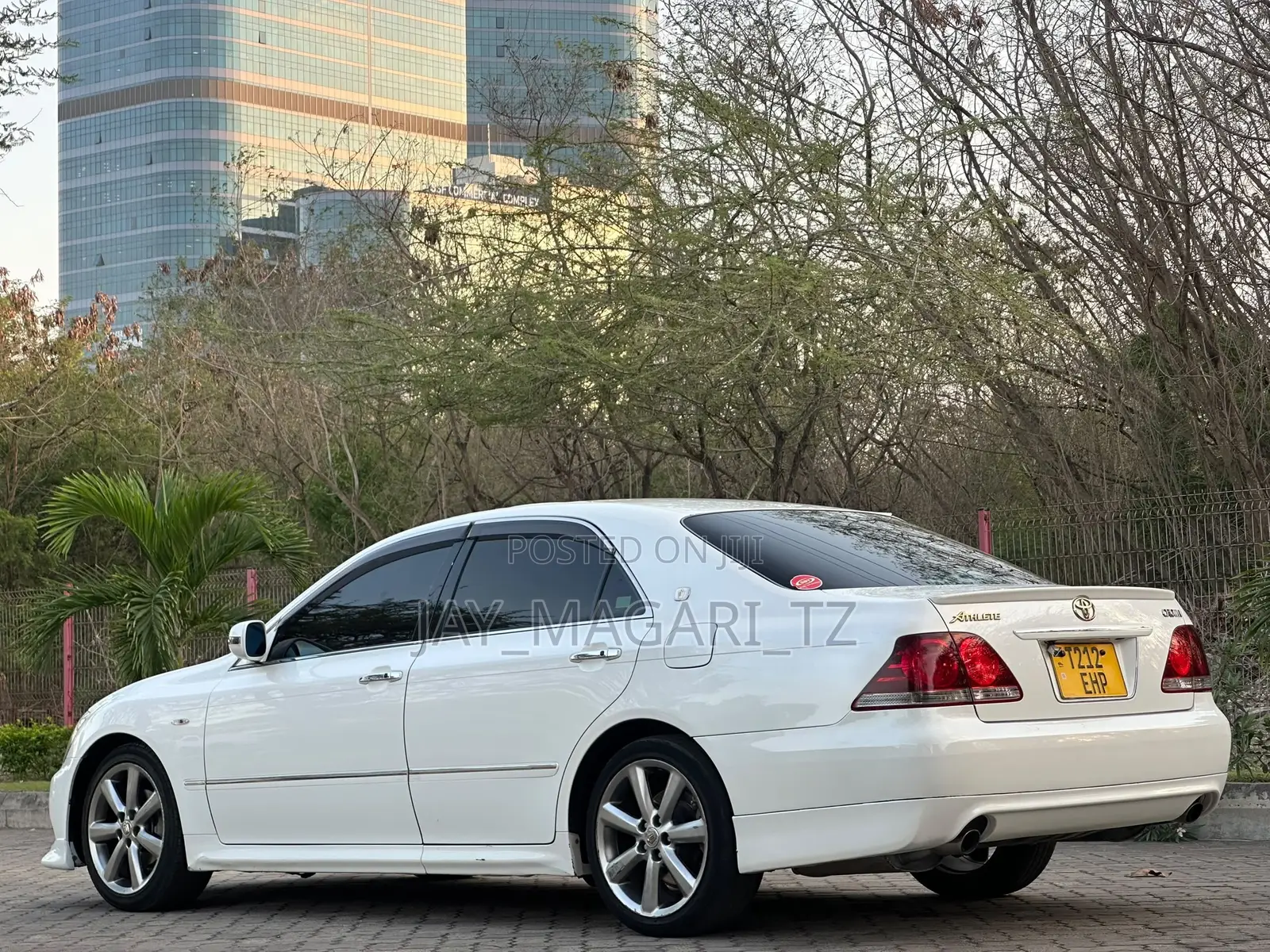 Toyota Crown 2007 White