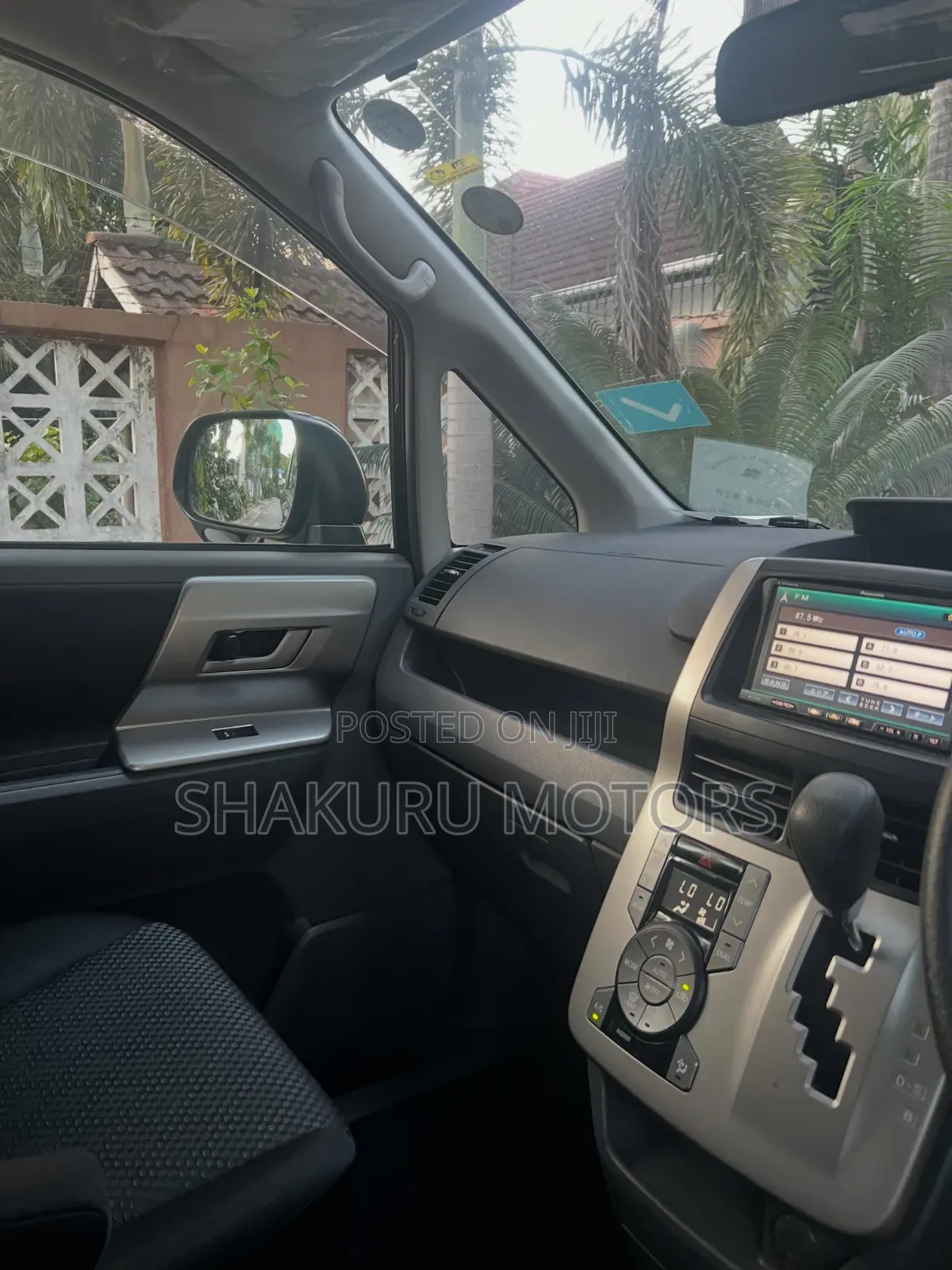 Toyota Noah 2009 Black