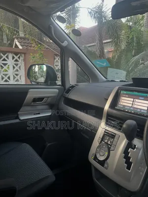 Toyota Noah 2009 Black