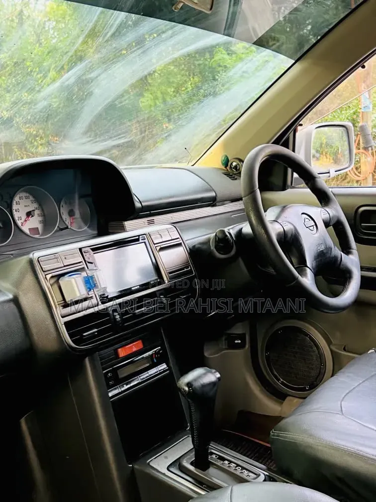 Nissan X-Trail 2004 White