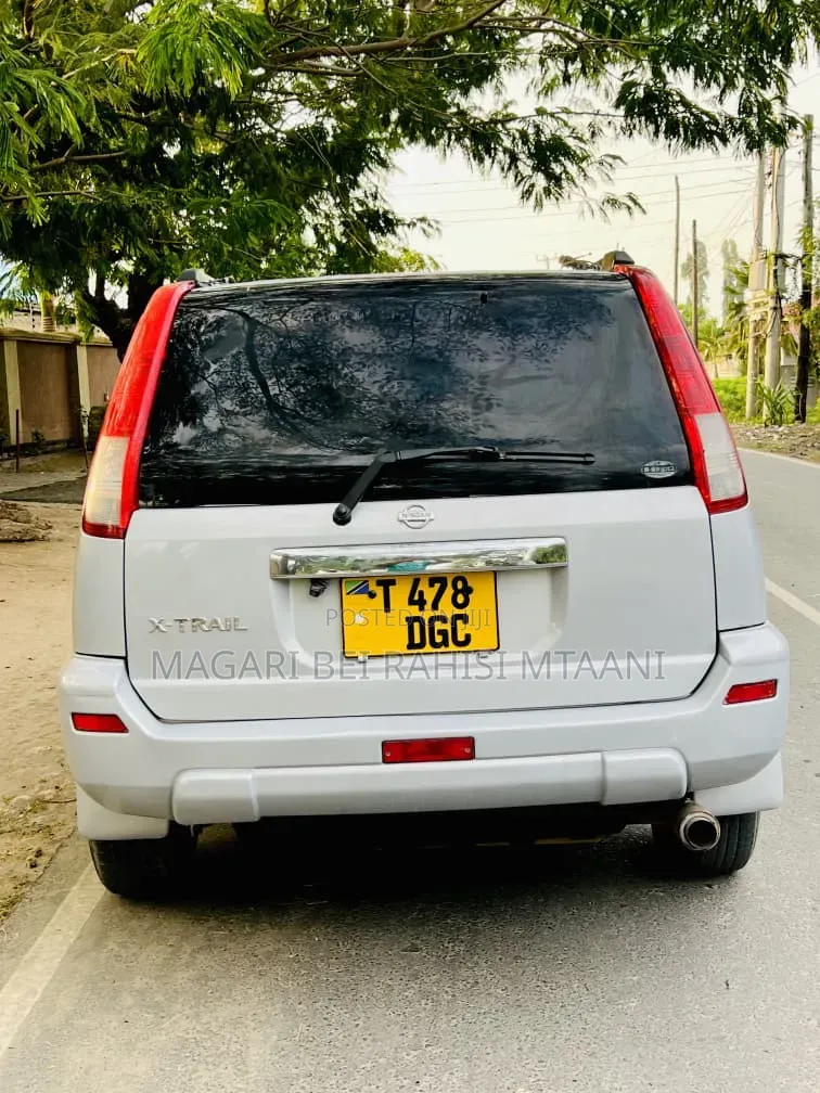 Nissan X-Trail 2004 White
