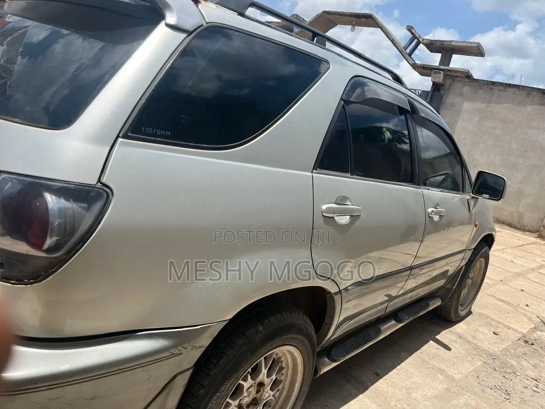 Toyota Harrier 2.2 16V 2002 Silver