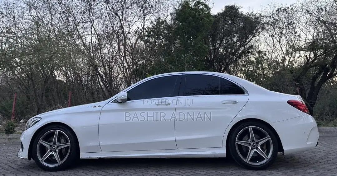 Mercedes-Benz C200 2014 White