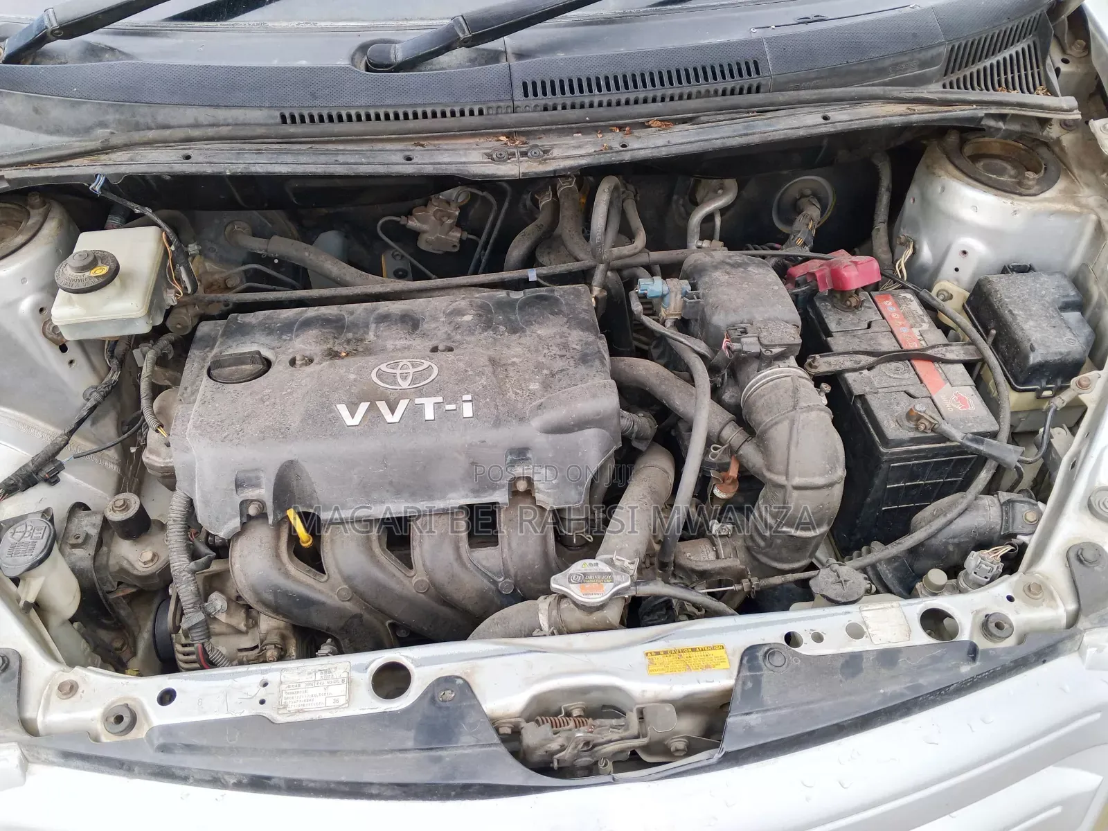 Toyota IST 2004 Silver