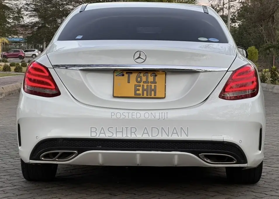 Mercedes-Benz C200 2014 White