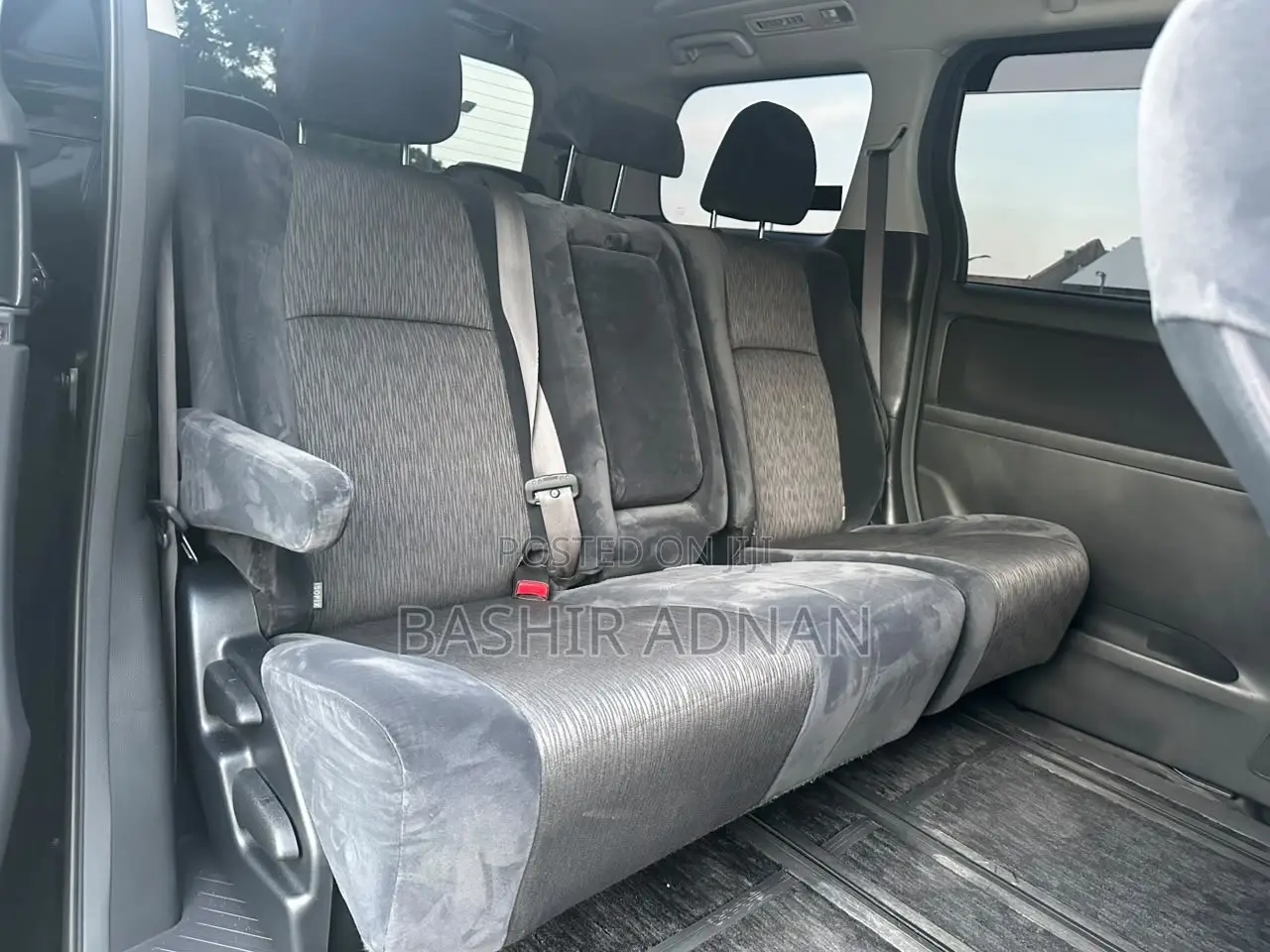 Toyota Alphard 2.4 Petrol FWD 2009 Black